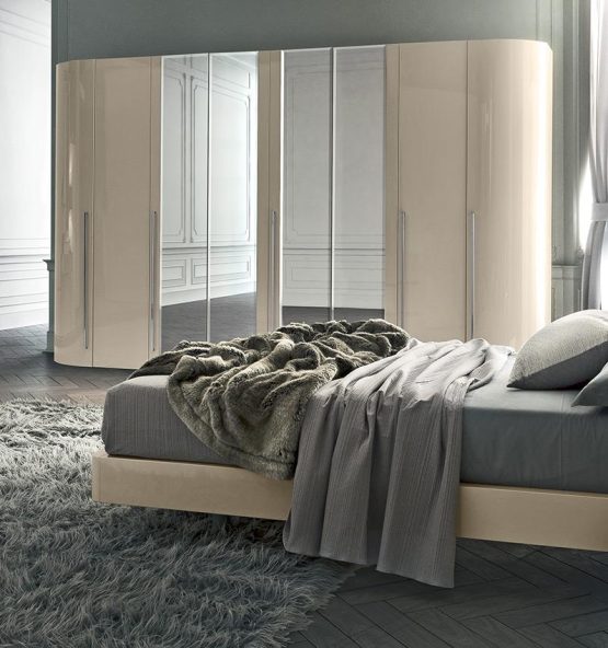 altea gallery2 1700x850 1 555x592