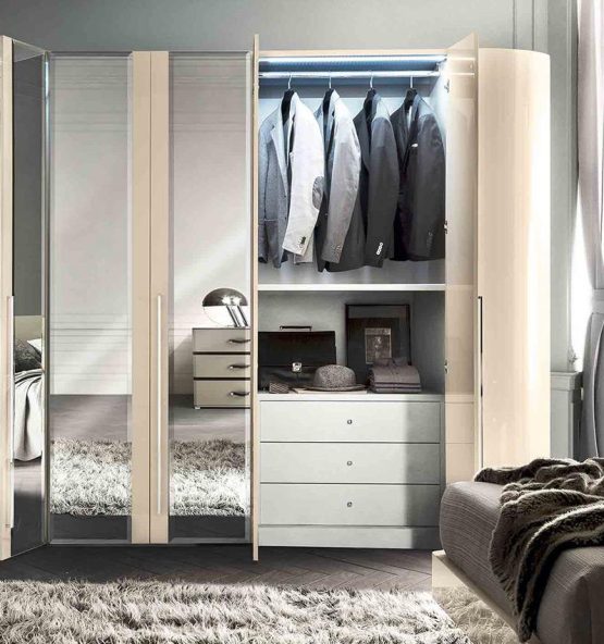 altea gallery3 1700x850 1 555x592