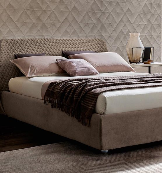 ambra gallery2 1700x850 1 555x592