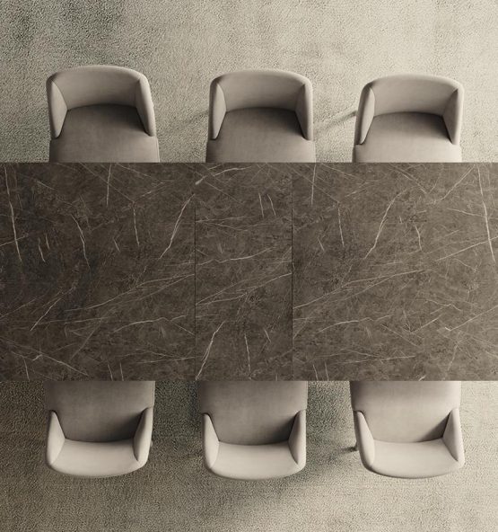 compo 04 close up 03 1700x850 1 555x592