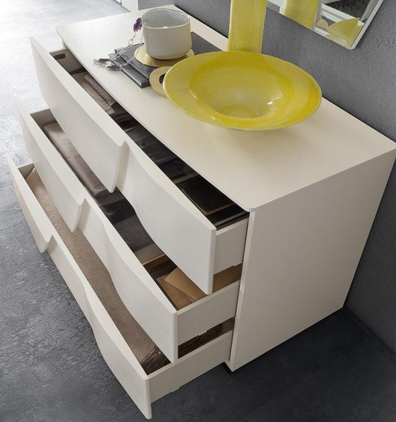 luna dettaglio dx 800x800 1 555x592